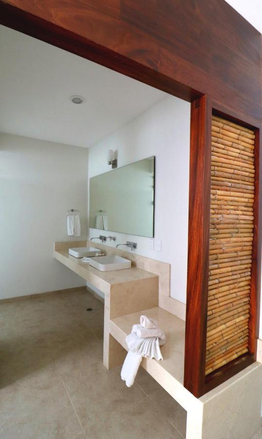 Lydmar Boutique Hotel Zihuatanejo Ngoại thất bức ảnh